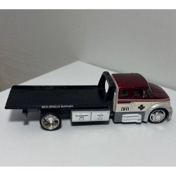 Maisto International DuraStar Flatbed Diecast Truck 1:64 - Picture 8 of 10